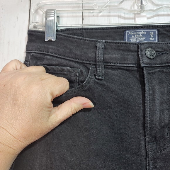 Abercrombie & Fitch Harper Low Rise Super Skinny Jeans Womens 25/0 Short Black. - Picture 4 of 8